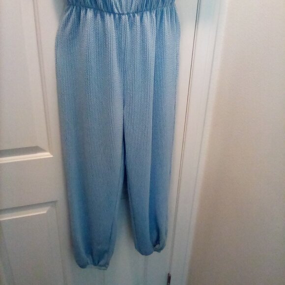 🎉Beautiful Soft Stretch Textured Blue Jumpsuit Size 16🎉 - Picture 5 of 11